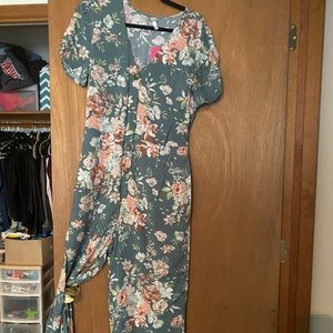 Final Sale BNWT Floral Wide Legged Jumpsuit- Large